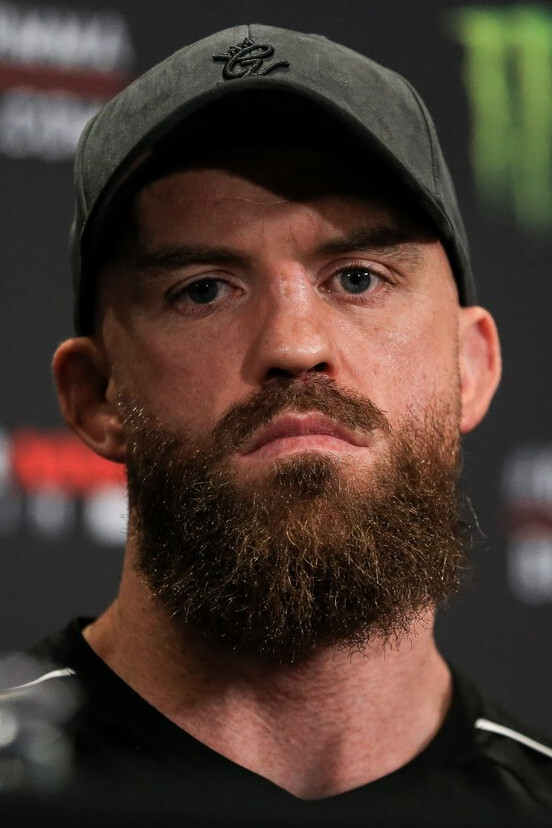 Peter Queally backdrop