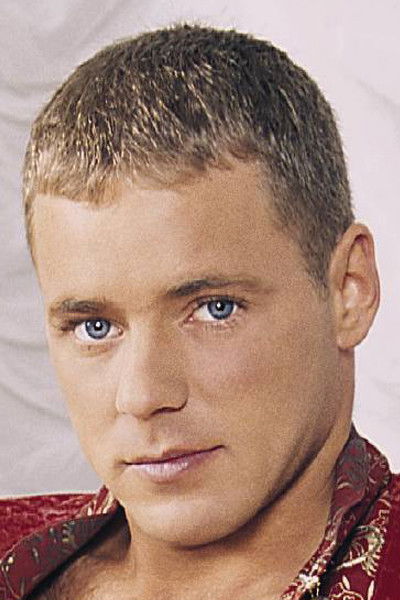 Stefan Stano backdrop