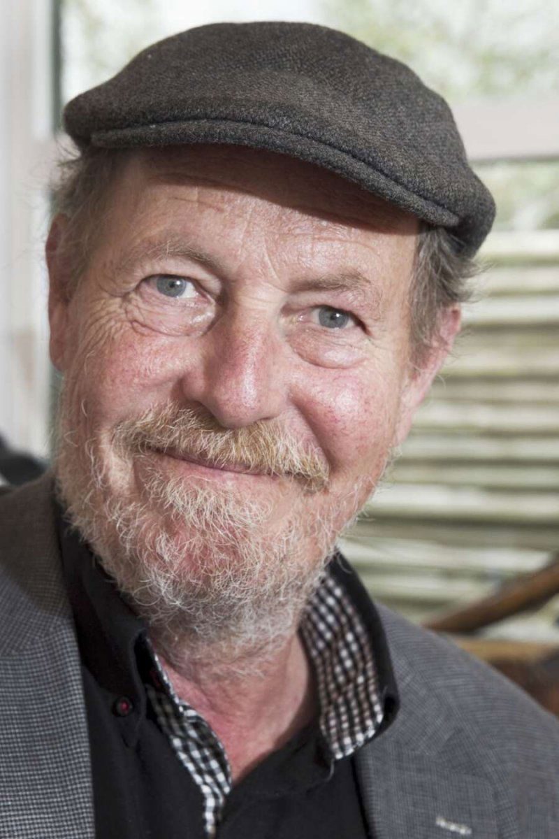 Christian Alvad backdrop