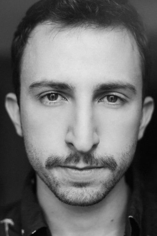 Tifenn Veysseyre backdrop