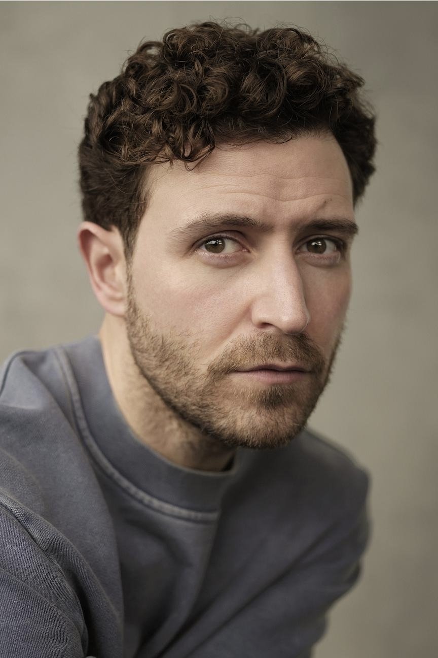 Evan Milton backdrop