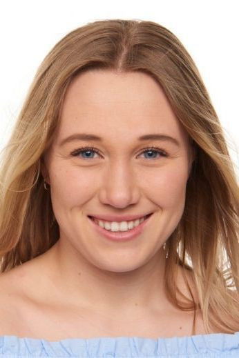 Maria Stavang backdrop