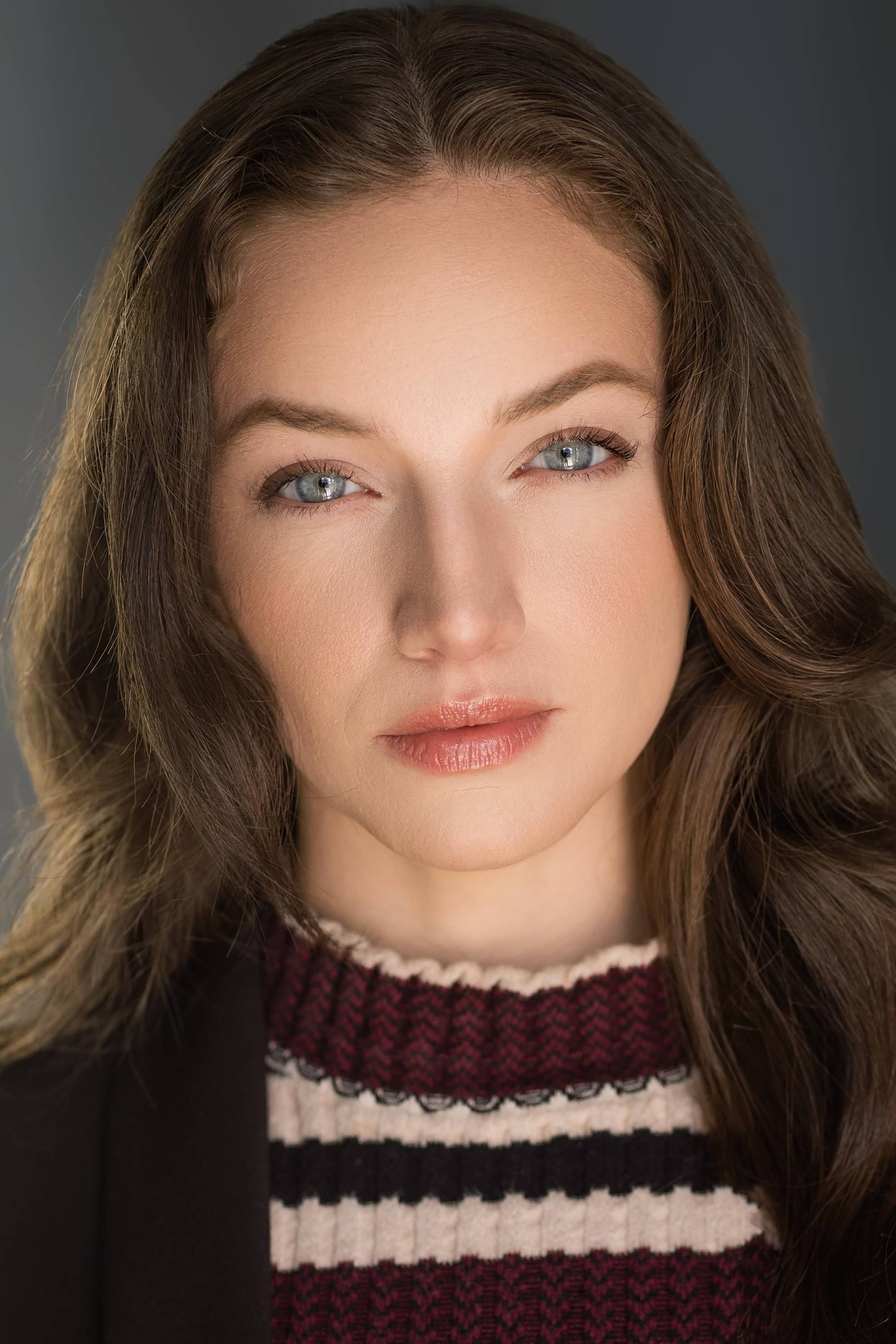 Rachel Comeau backdrop