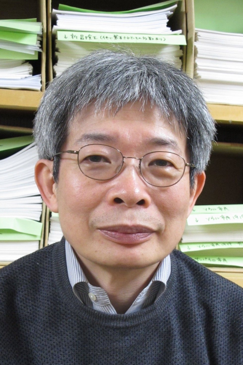 Oriza Hirata backdrop