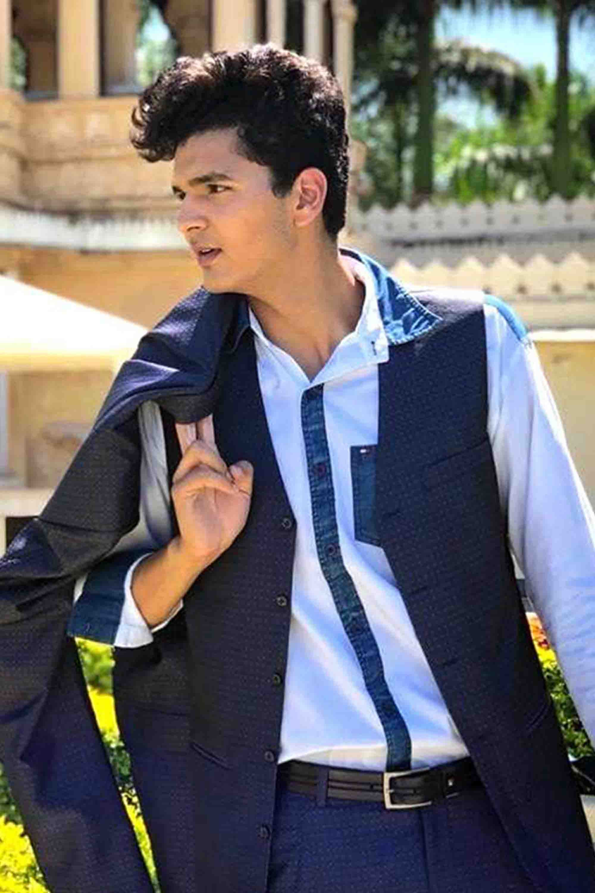 Bhavesh Kumar backdrop