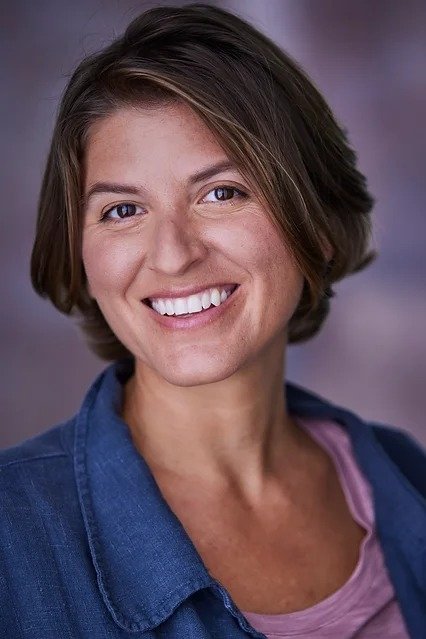 Doria Bramante backdrop