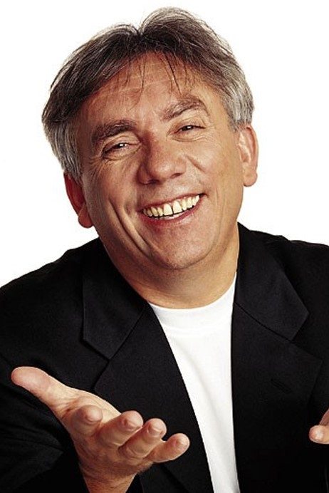 Yanislav Levinzon backdrop