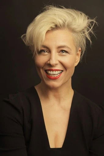 Magdalena Woźniak backdrop