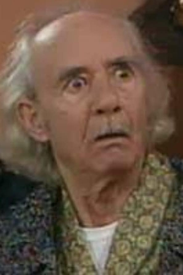 Michalis Arsenis backdrop