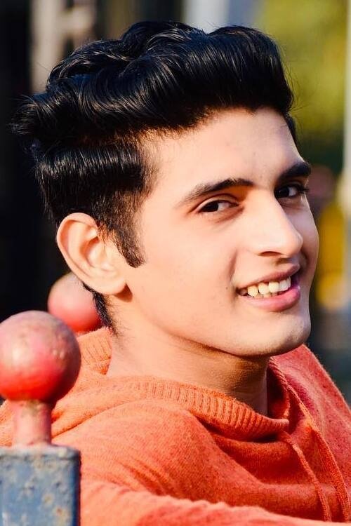 Vikram Dwivedi backdrop