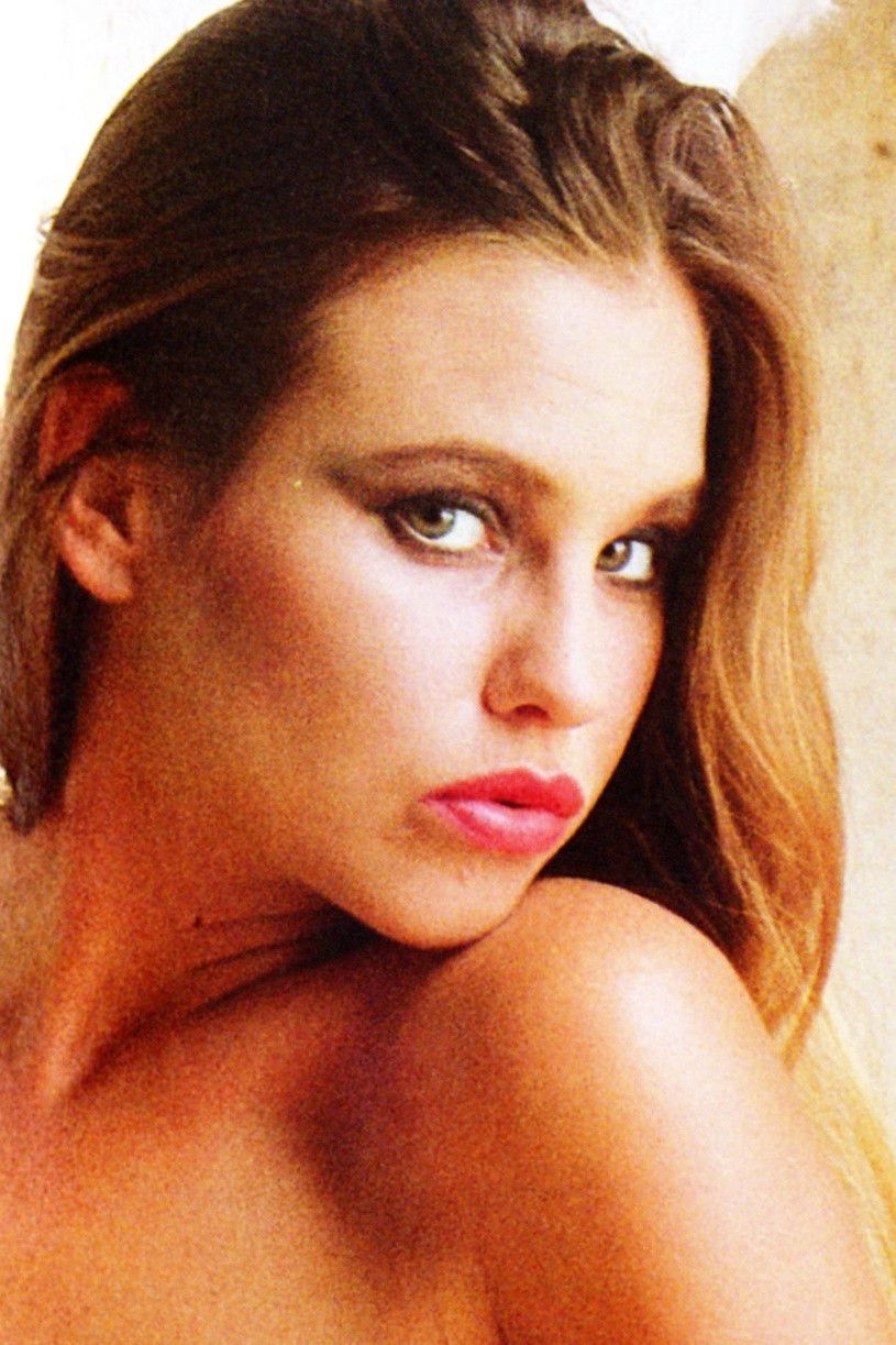 Belinda Foley backdrop