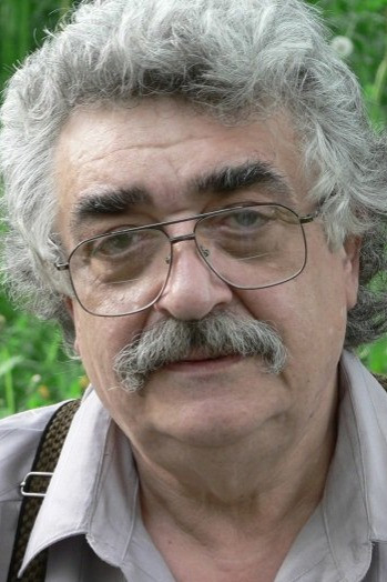 Roman Adamovych backdrop