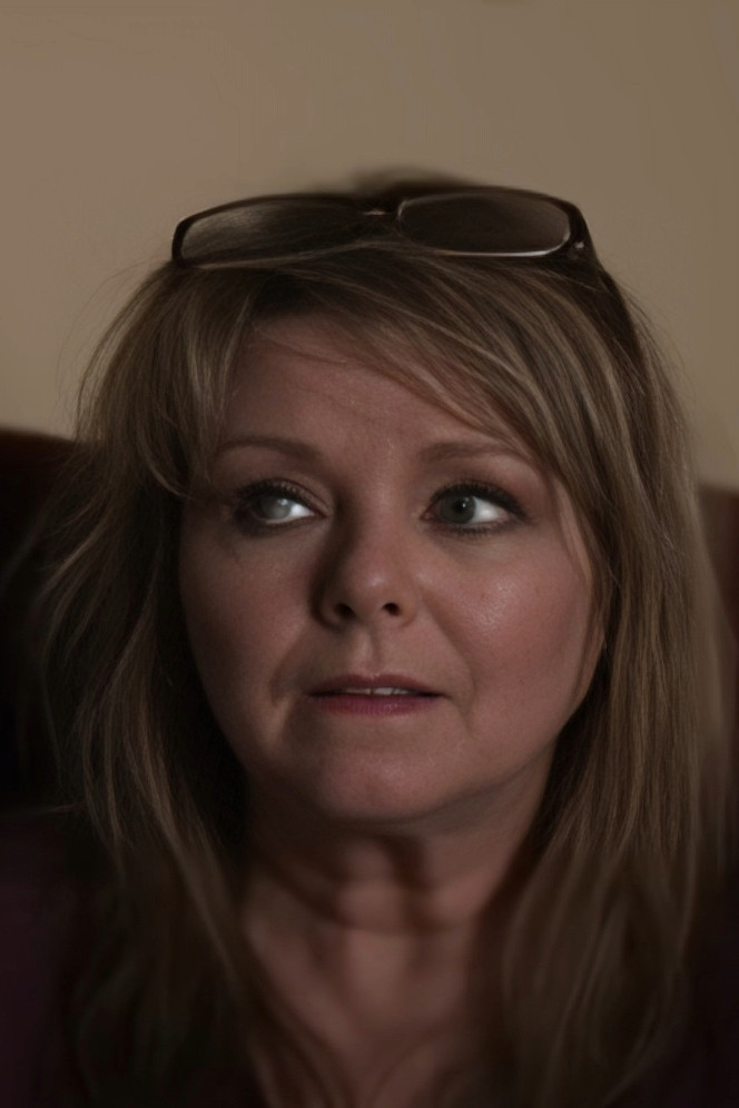 Suzee Rodetis backdrop