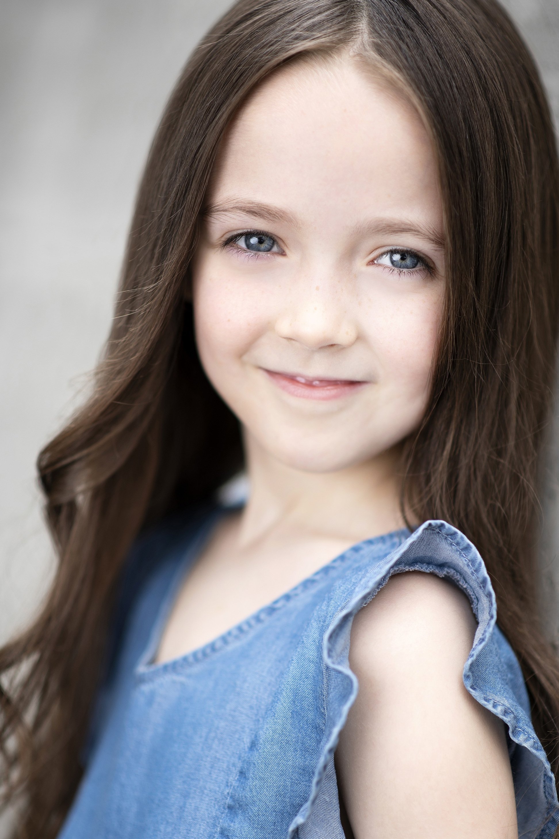 Vera An Frederikson backdrop