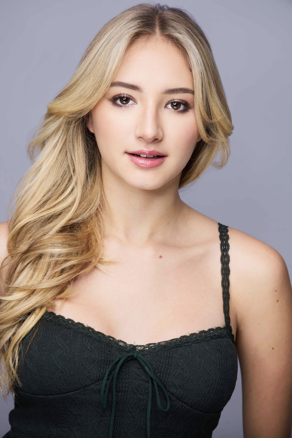 Lacey Katena backdrop