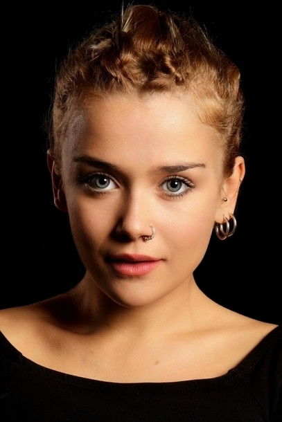 Matea Jankovska backdrop