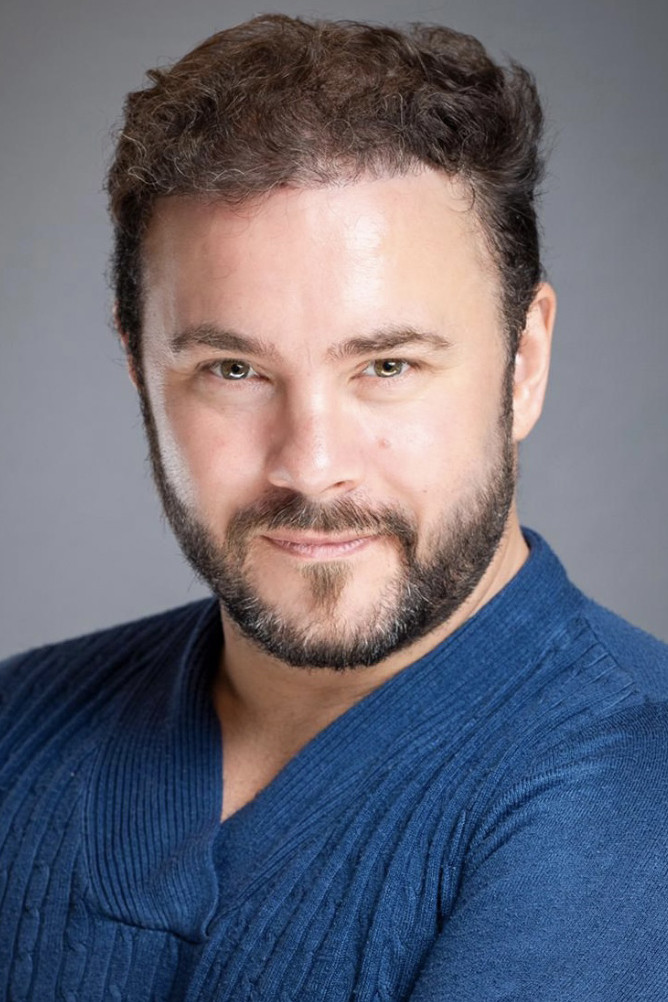 Swaylee Loughnane backdrop