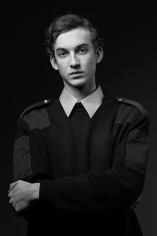 Gerds Lapoška backdrop