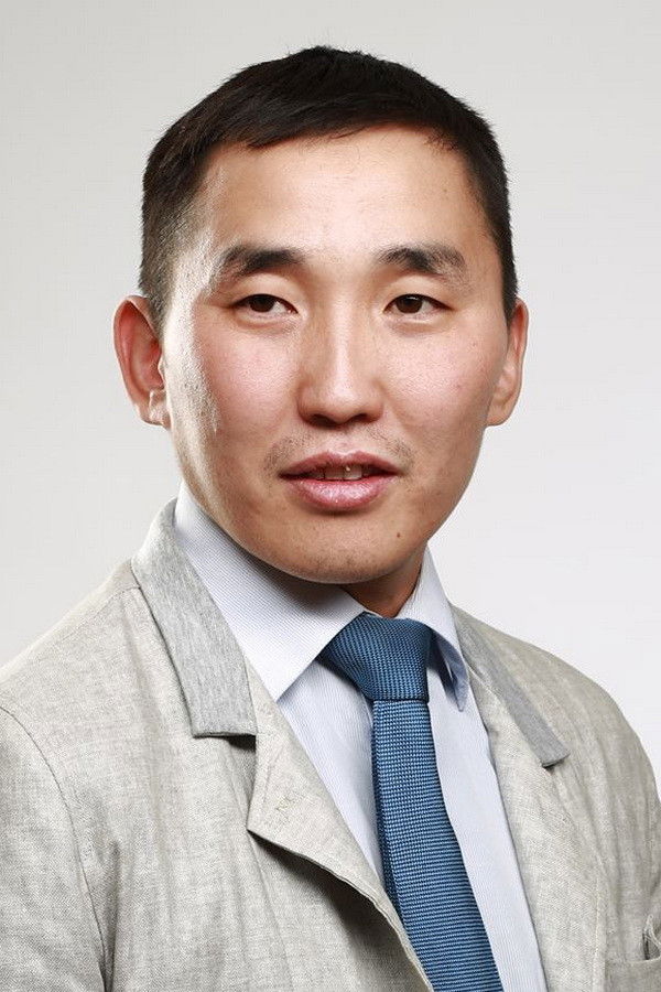 Konstantin Barashkov backdrop