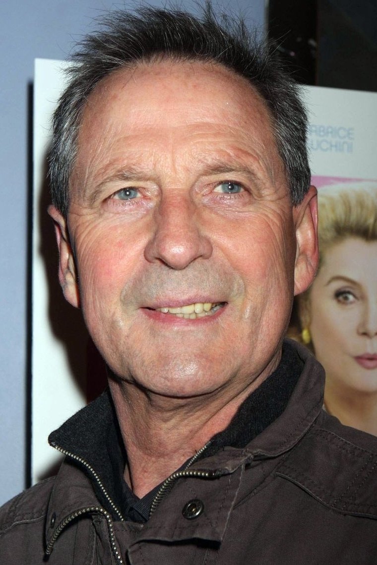 René Féret backdrop