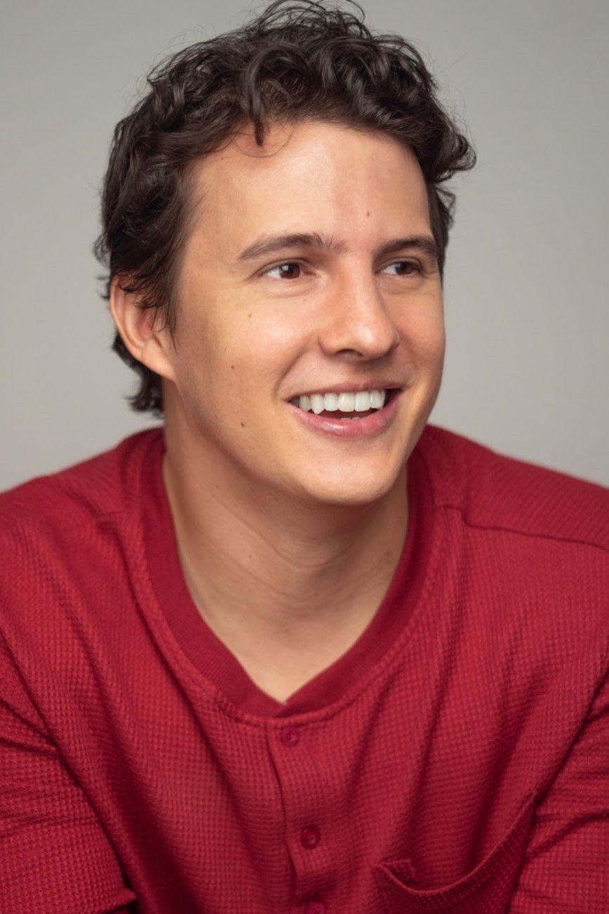 Simón Tejeira Healy backdrop