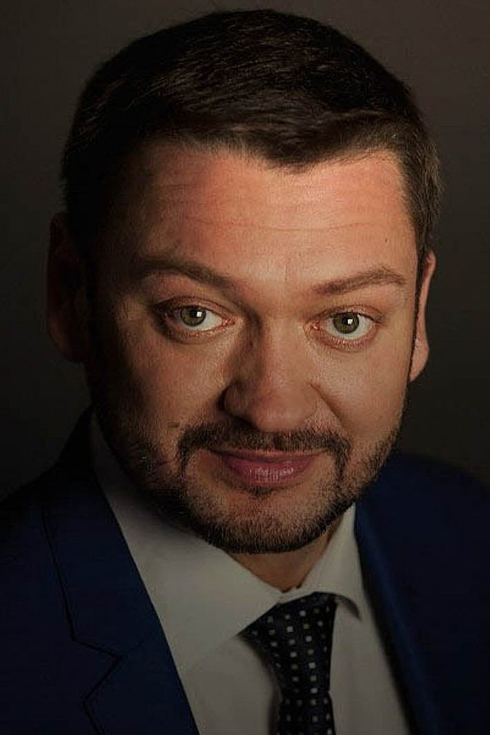 Arsen Bosenko backdrop