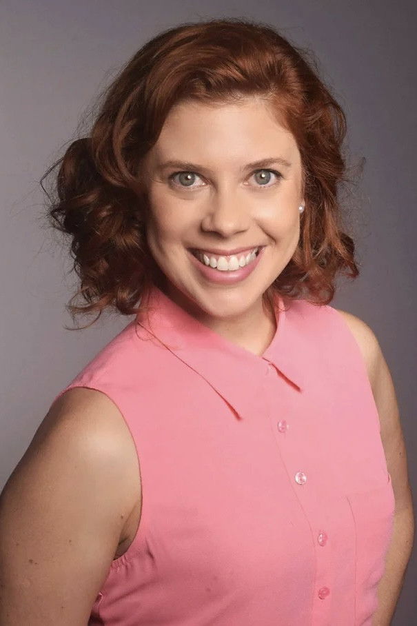 Titzi Oliveira backdrop