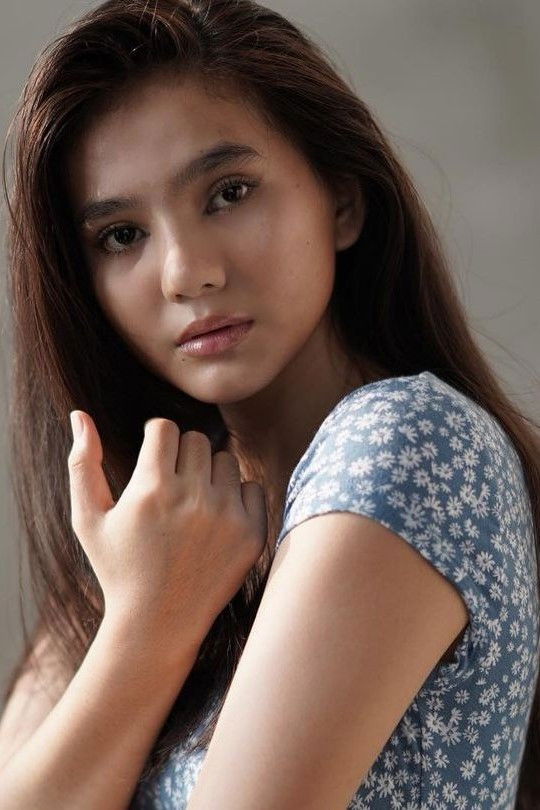 Afifah Ifah'nda backdrop