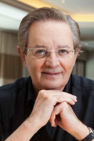 Eládio Clímaco backdrop