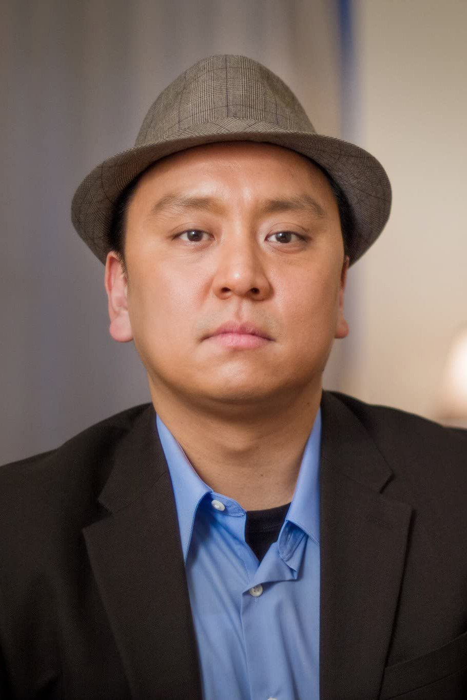 Angelo Santos backdrop