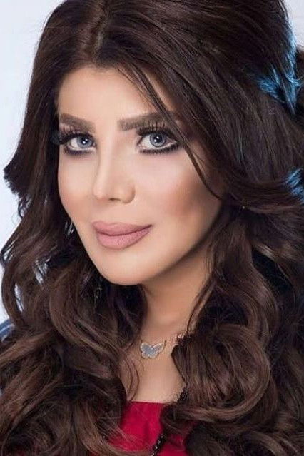 Elham Al Fadalah backdrop