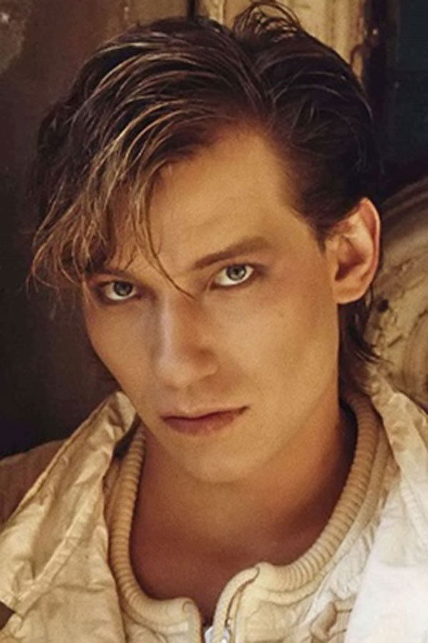 Bernhard Lloyd backdrop