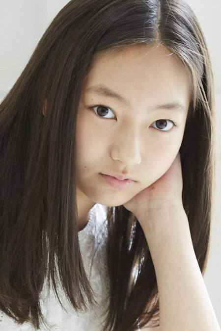 Riru Yoshina backdrop