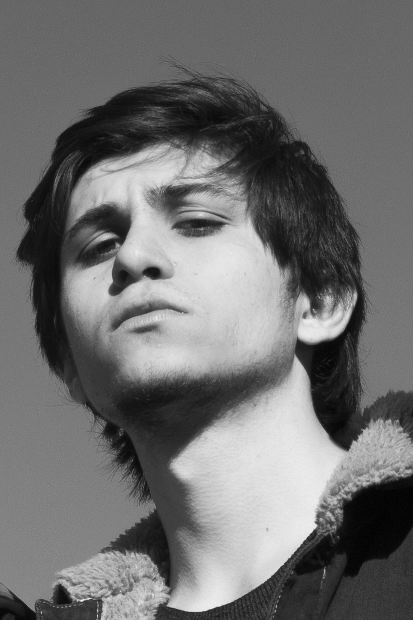 Recep Mutlu backdrop