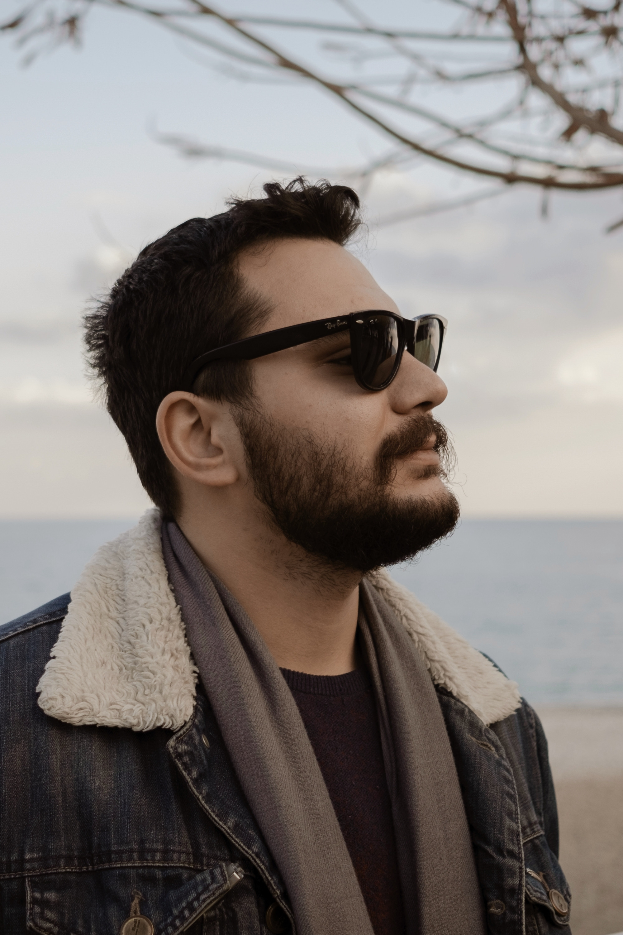 Boran Uygun backdrop