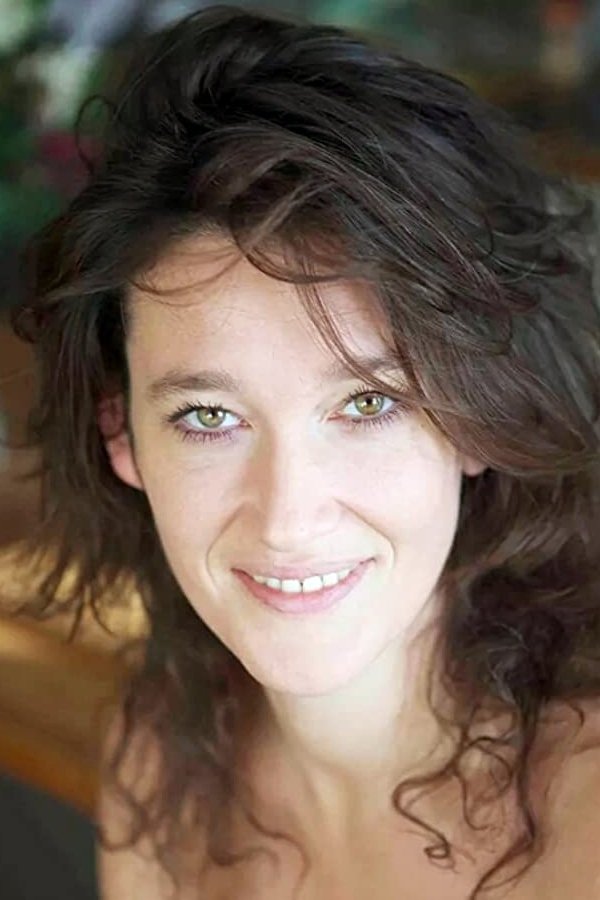 Sandrine Moaligou backdrop