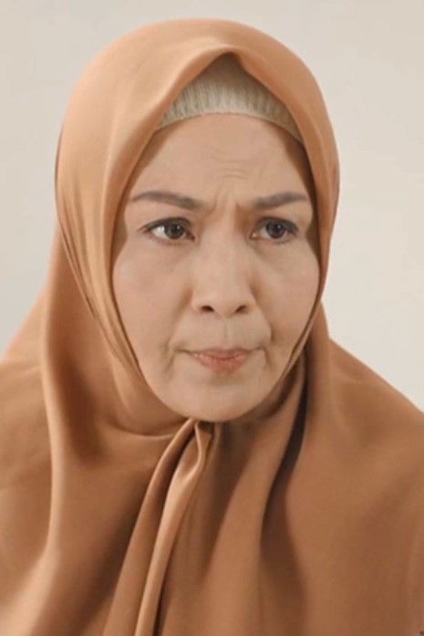 Lulu Zakaria backdrop