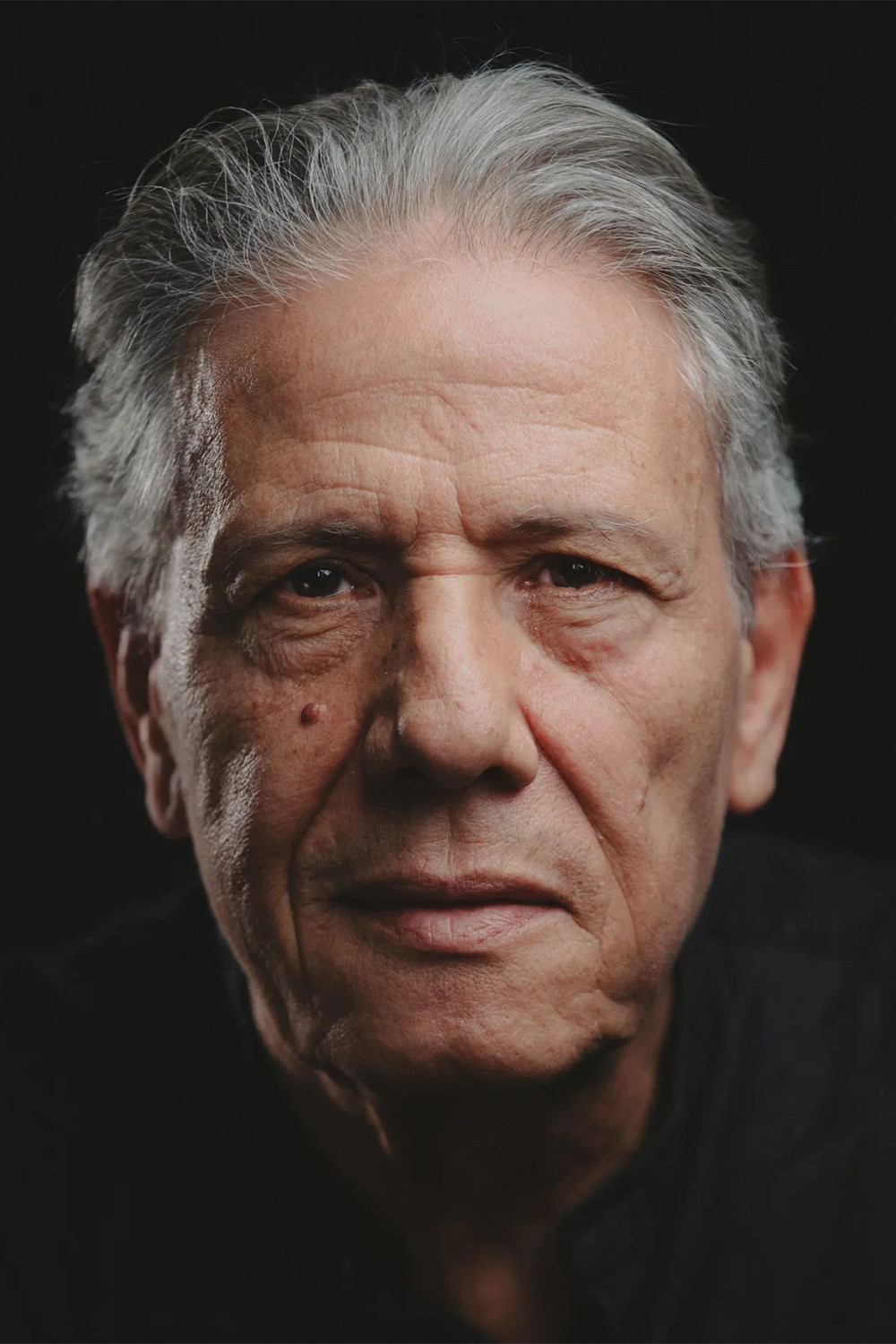 Mohamed Sayari backdrop