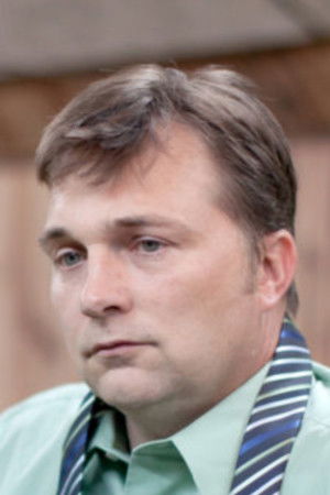 Mack Wolford backdrop