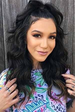 Priscilla Alcântara backdrop