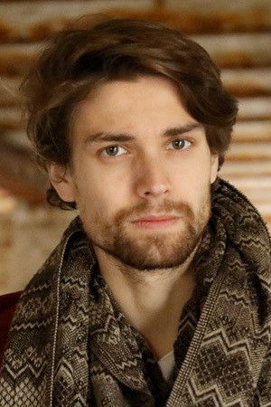 Pablo Alarson backdrop