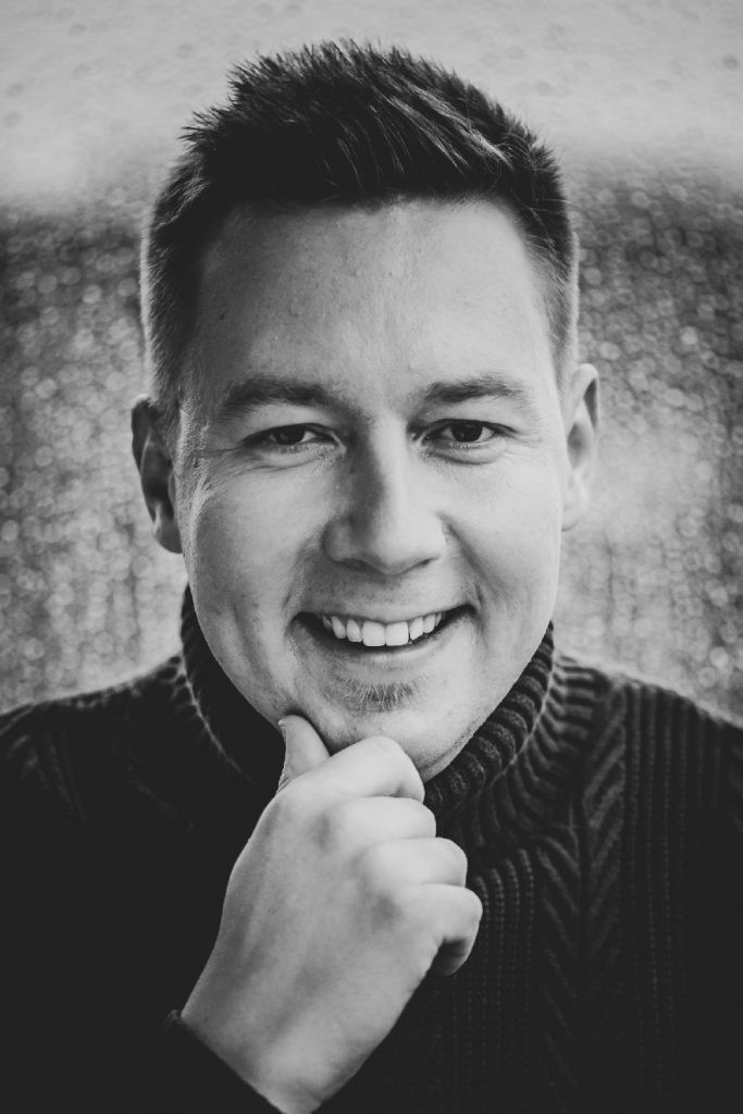 Wiktor Piątkowski backdrop