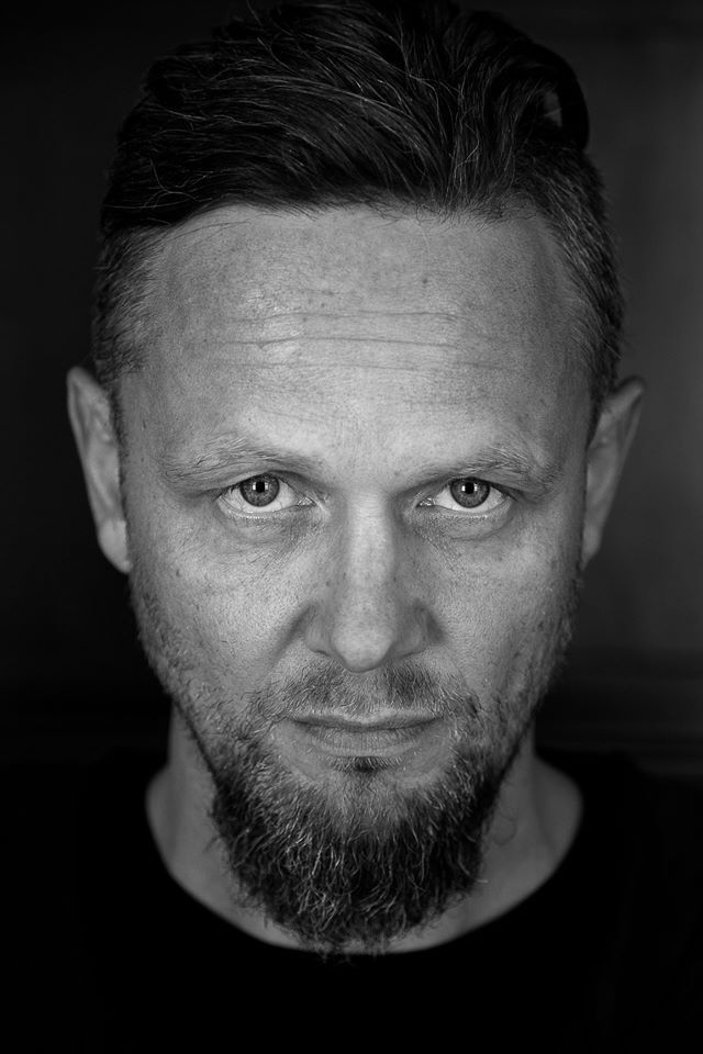 Krzysztof Maćkowski backdrop