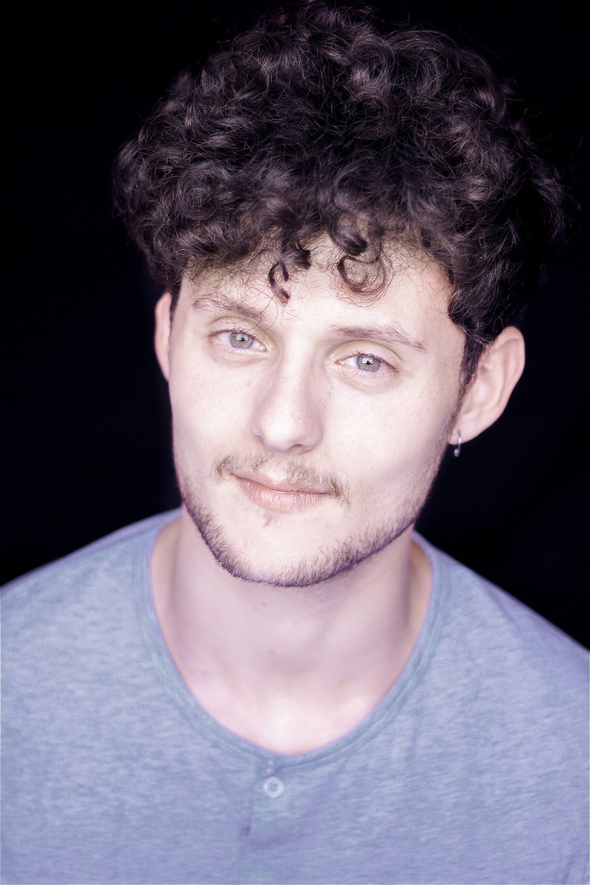 Santi Cuquejo backdrop