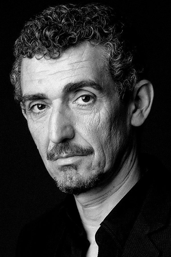 Ángel Solo backdrop