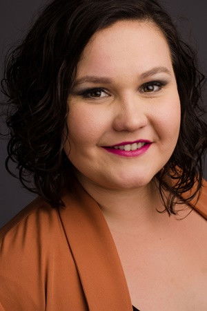 Rafaela Ferreira backdrop