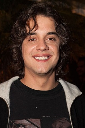 Guilherme Boury backdrop