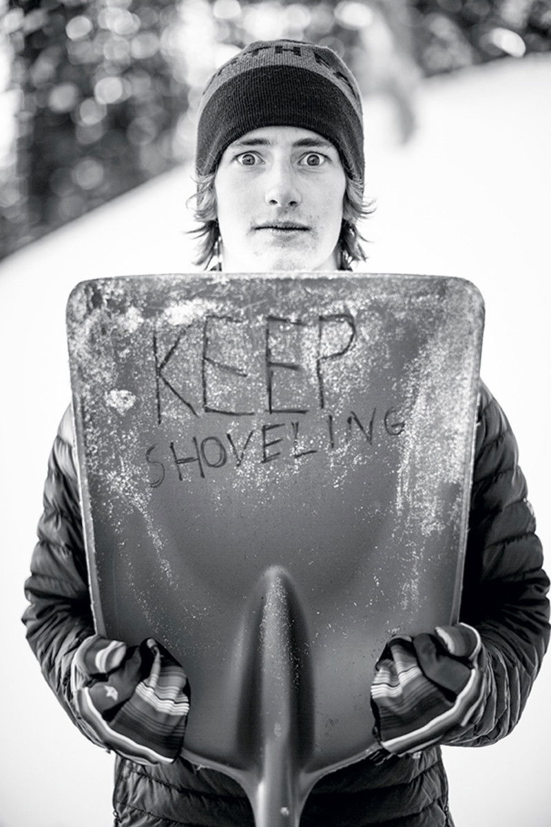 Nils Mindnich backdrop