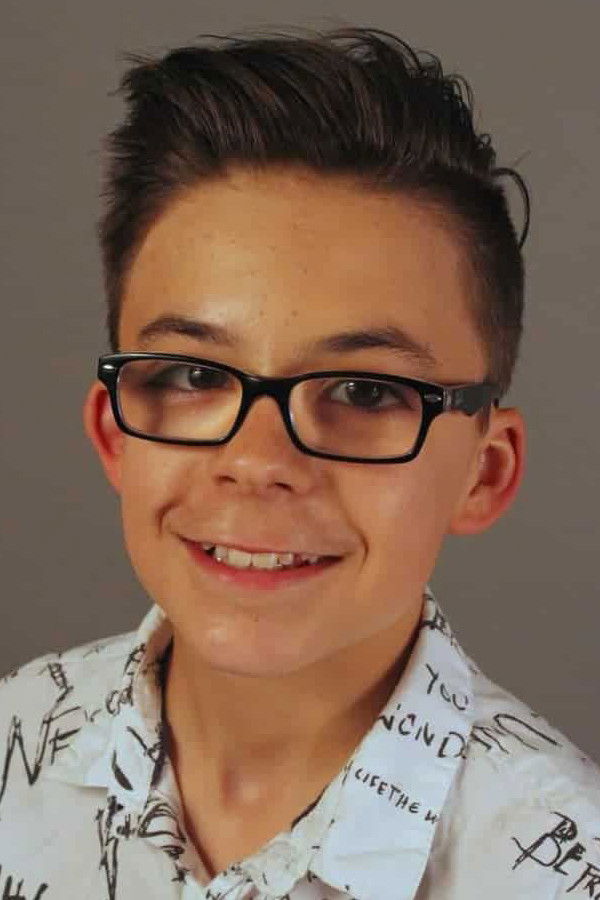 Lowik Drouin backdrop