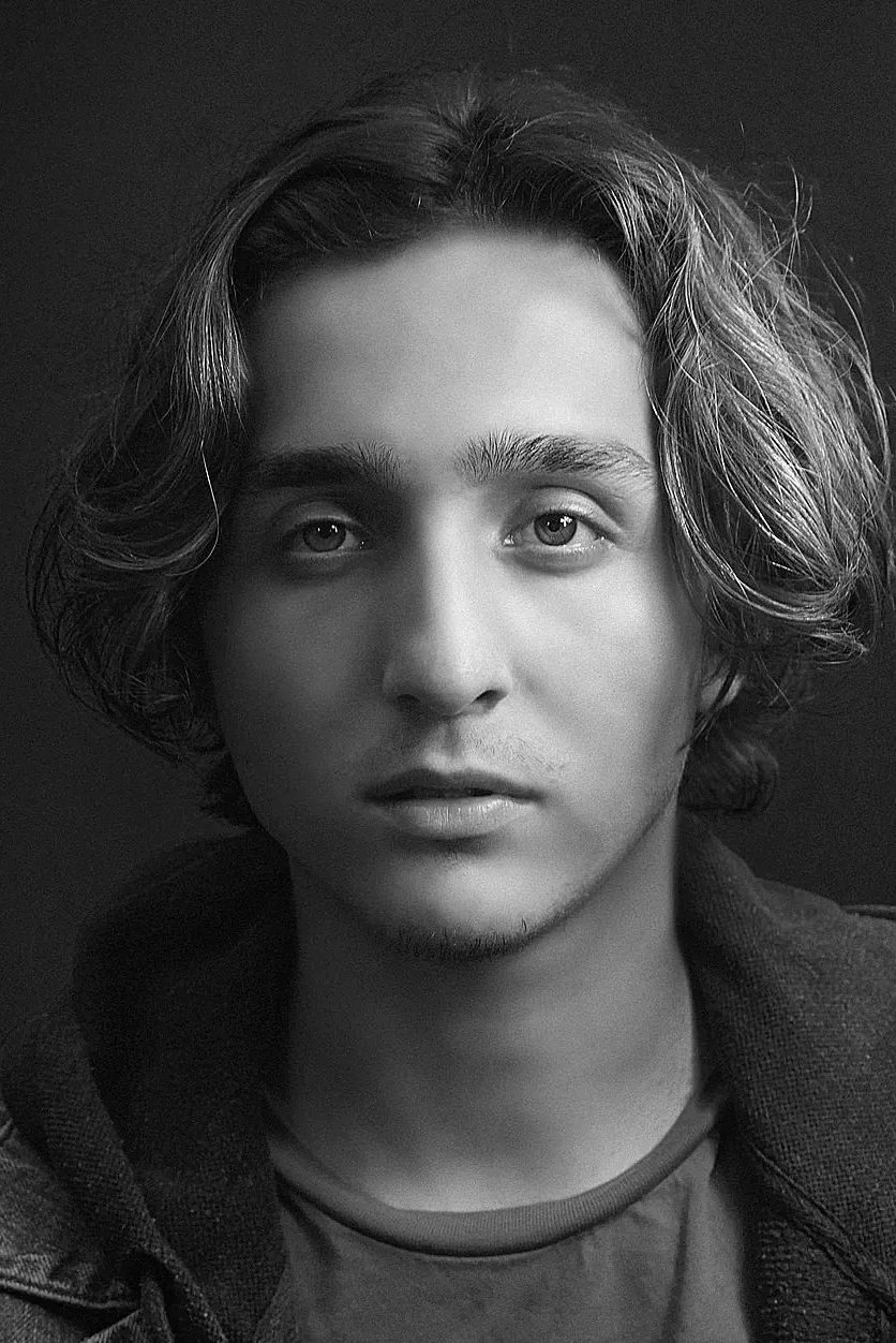 Denizhan Akbaba: Denizhan Akbaba backdrop